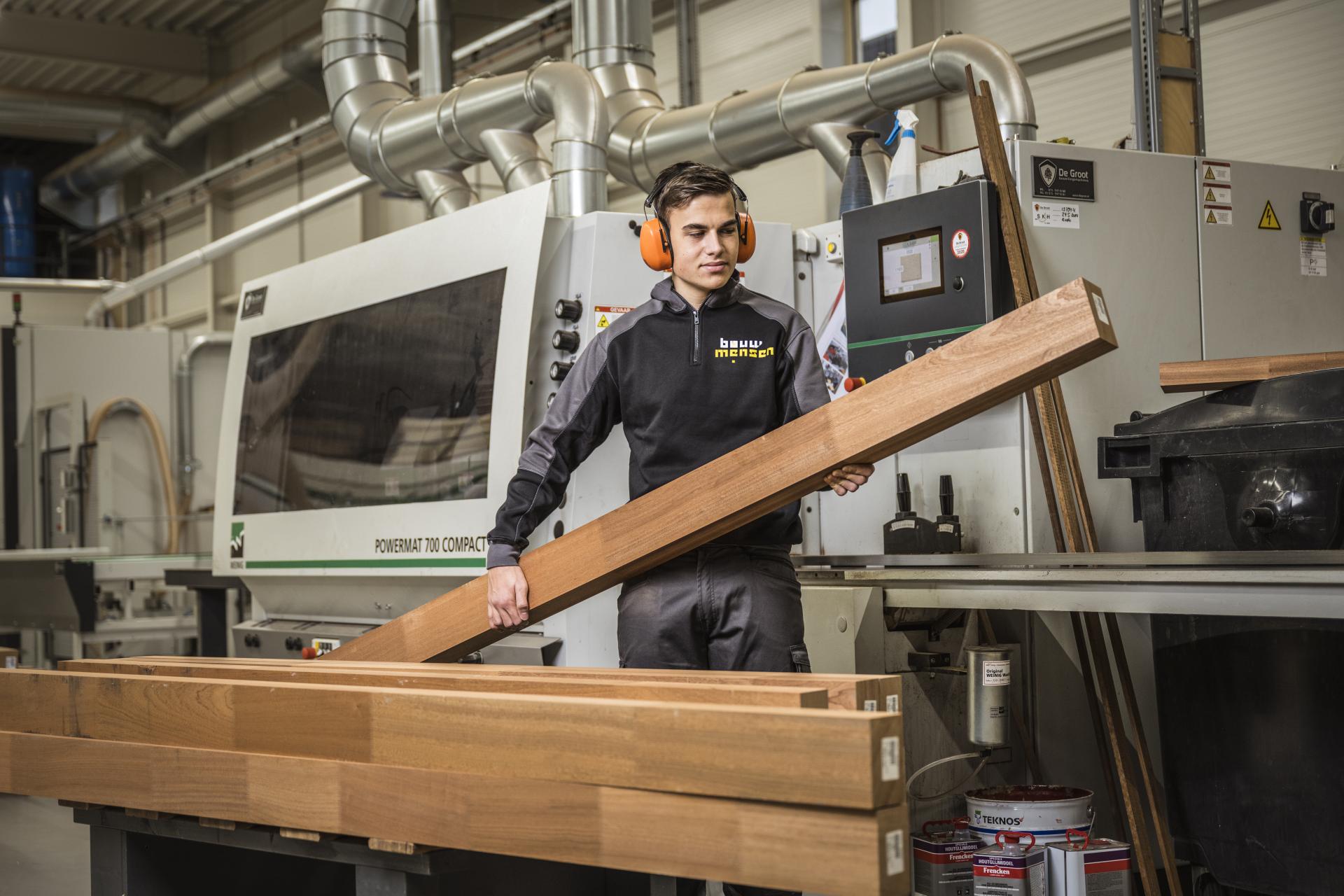 student Machineoperator houttechniek 1