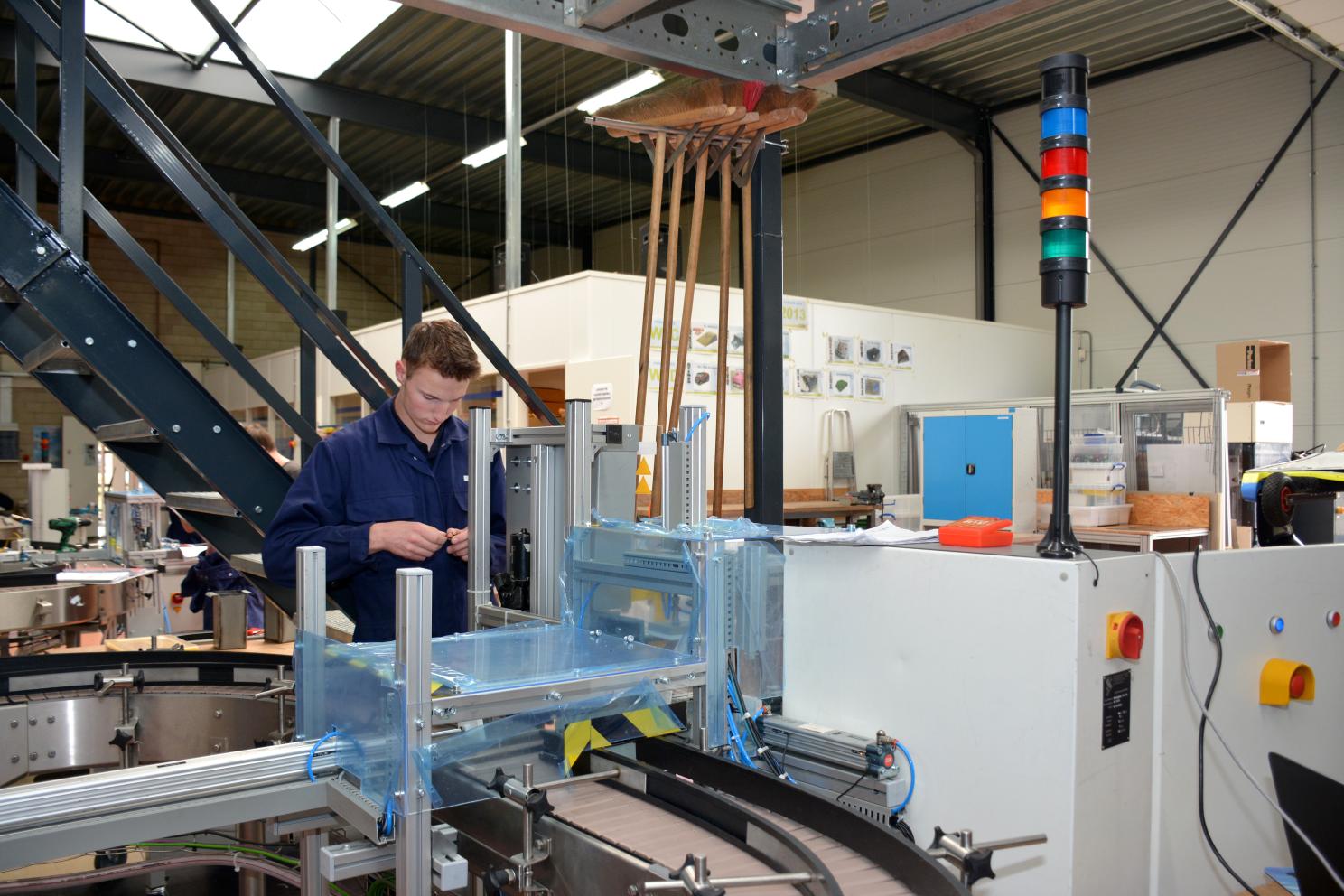 Studenten technicus engineering (mechatronica)
