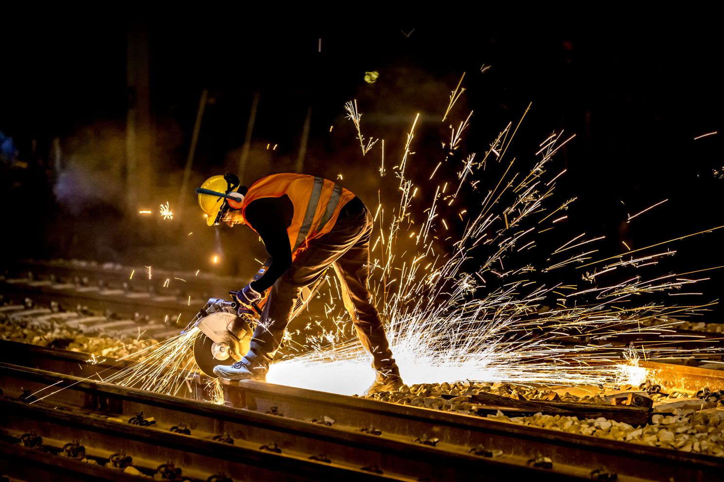 Student eerste monteur elektrotechnische industriële installaties en systemen